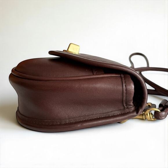 Vintage COACH 9826 Mini Belt Bag Mahogany Brown Leather Turnlock Brass Crossbody - Picture 10 of 12